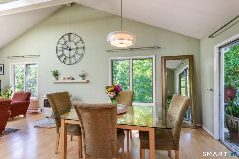 19 Hilldale Road New Fairfield CT 06812