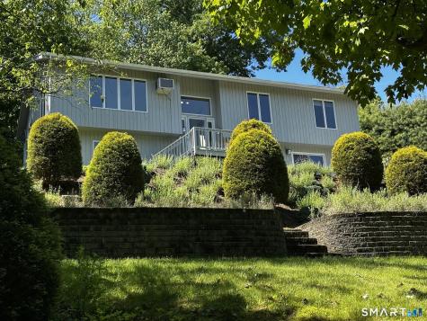 19 Hilldale Road New Fairfield CT 06812