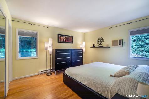 19 Hilldale Road New Fairfield CT 06812