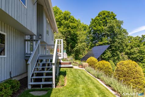 19 Hilldale Road New Fairfield CT 06812