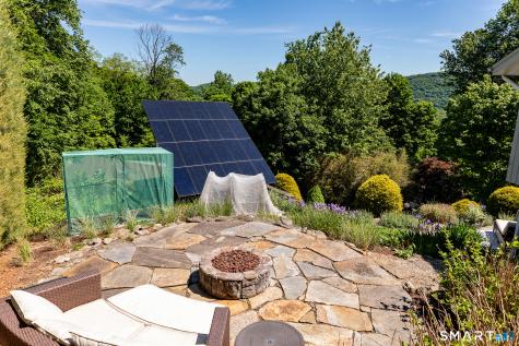 19 Hilldale Road New Fairfield CT 06812