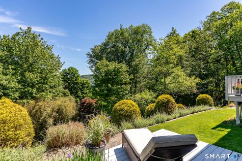 19 Hilldale Road New Fairfield CT 06812