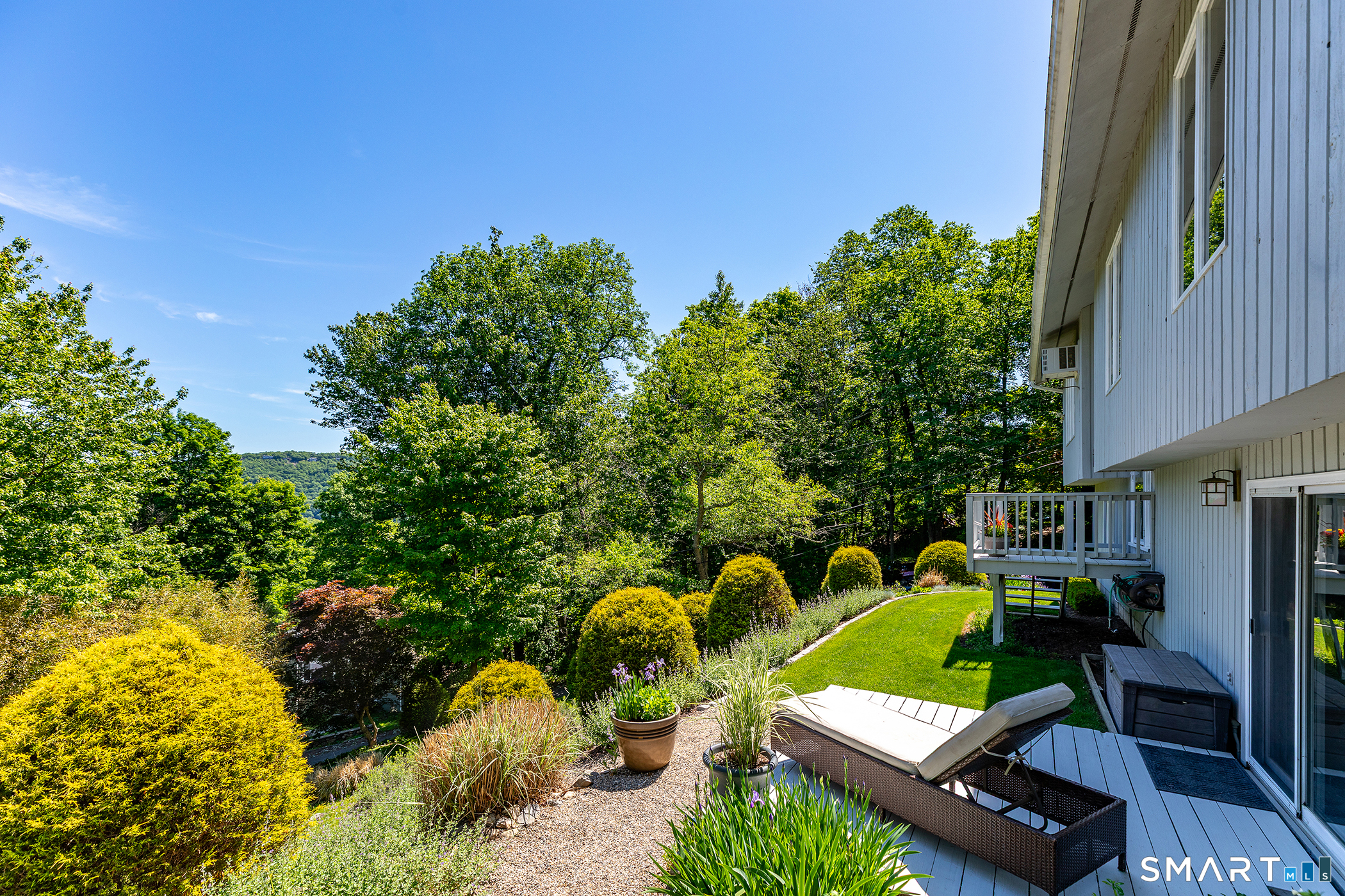 19 Hilldale Road New Fairfield CT 06812