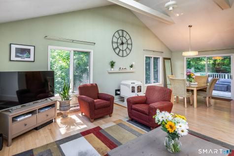 19 Hilldale Road New Fairfield CT 06812