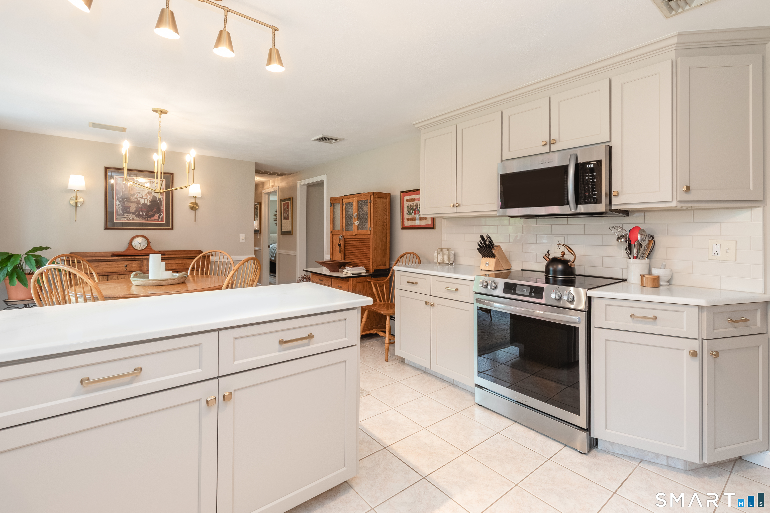 23 Hilltop Avenue Thomaston CT 06787