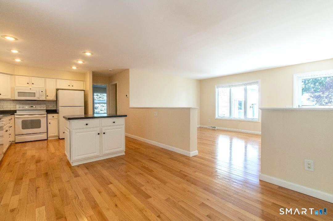 17 Wyndwood Road Montville CT 06382