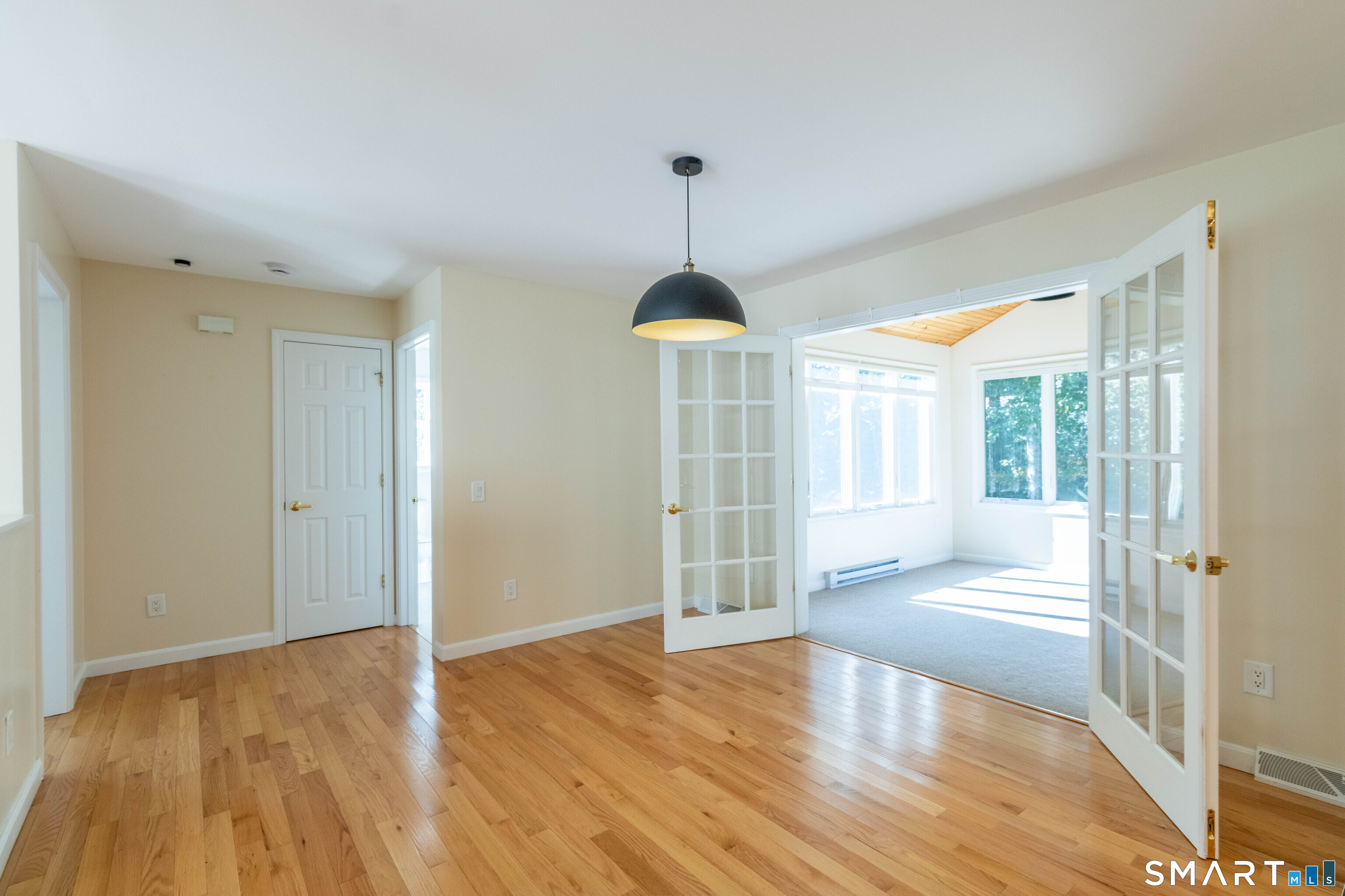 17 Wyndwood Road Montville CT 06382