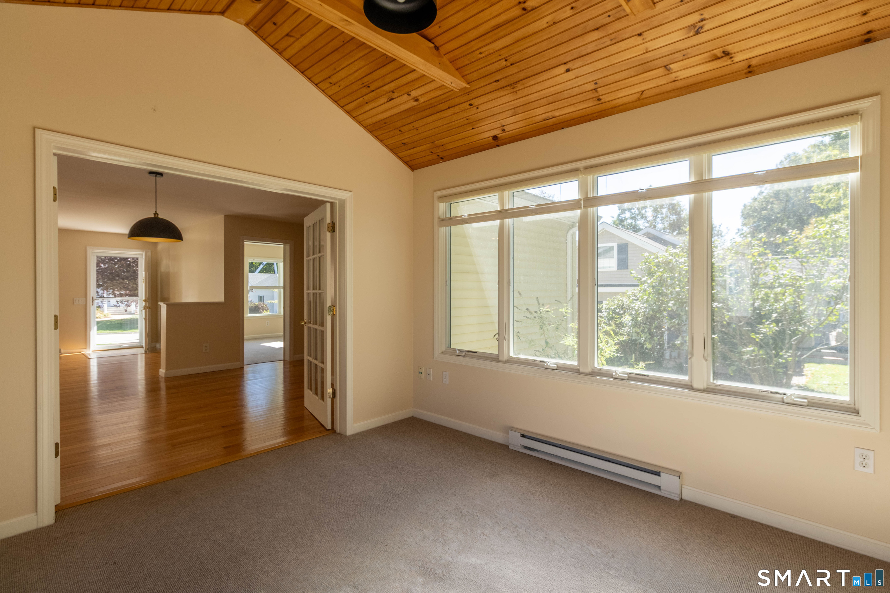 17 Wyndwood Road Montville CT 06382