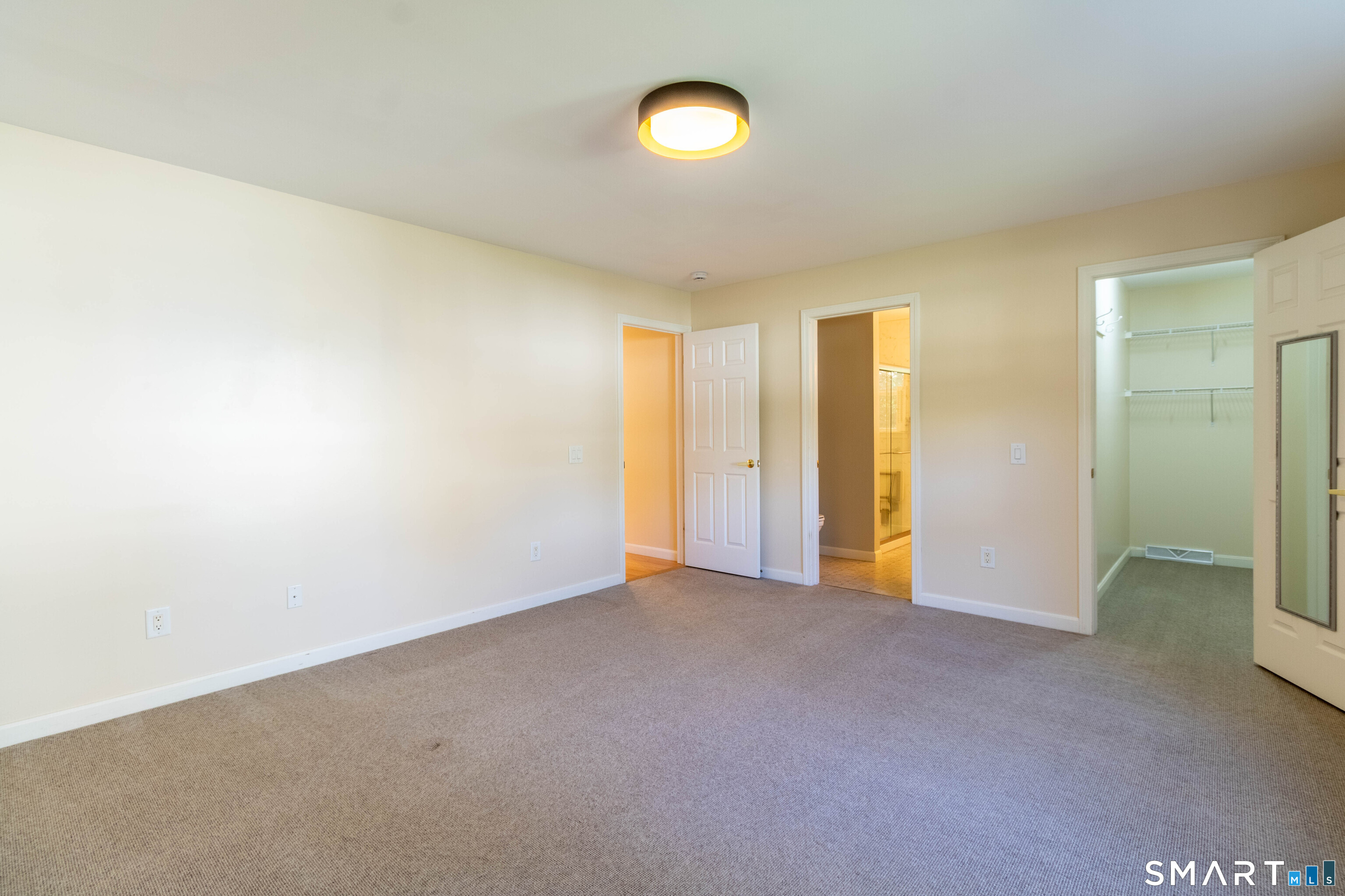 17 Wyndwood Road Montville CT 06382