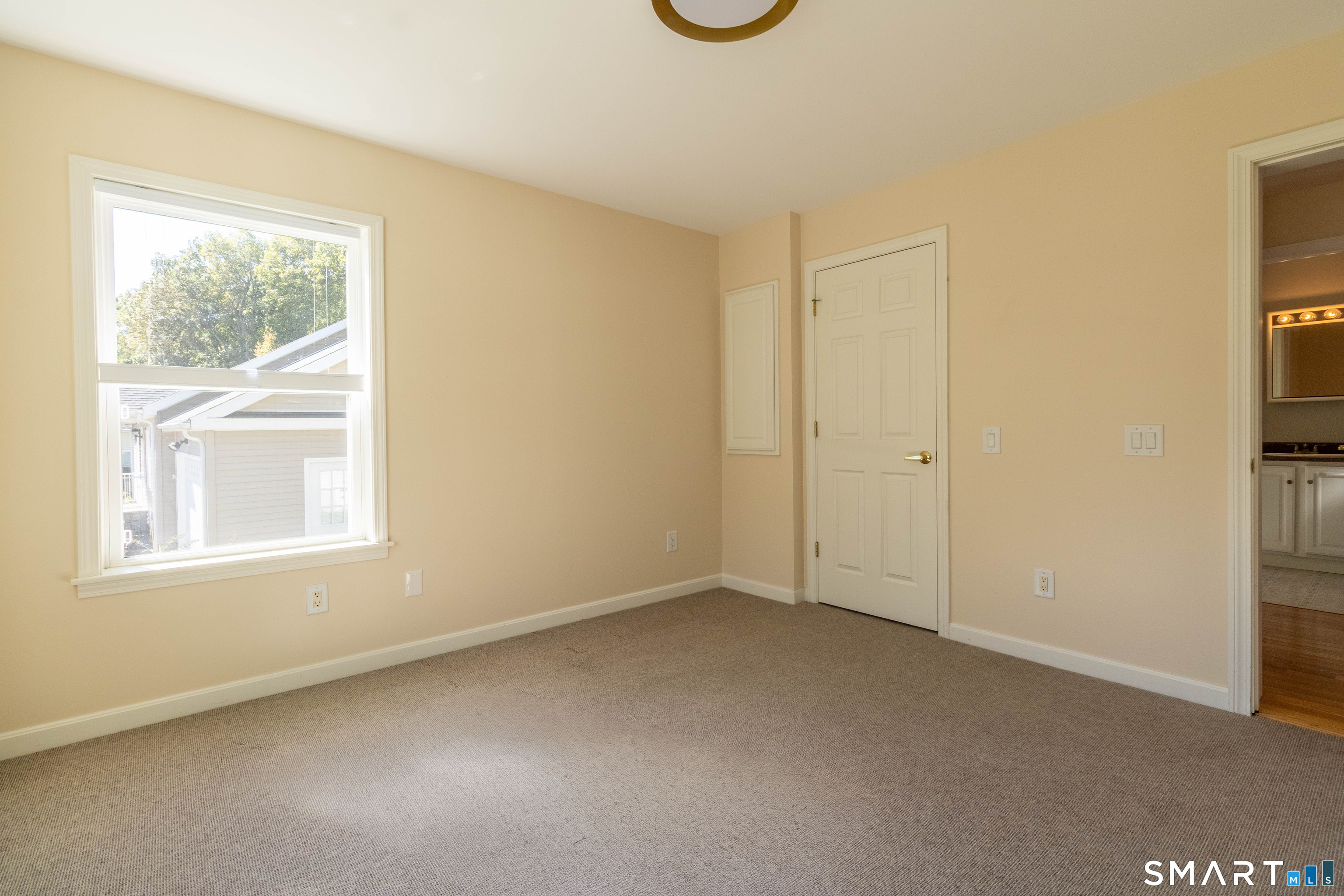 17 Wyndwood Road Montville CT 06382
