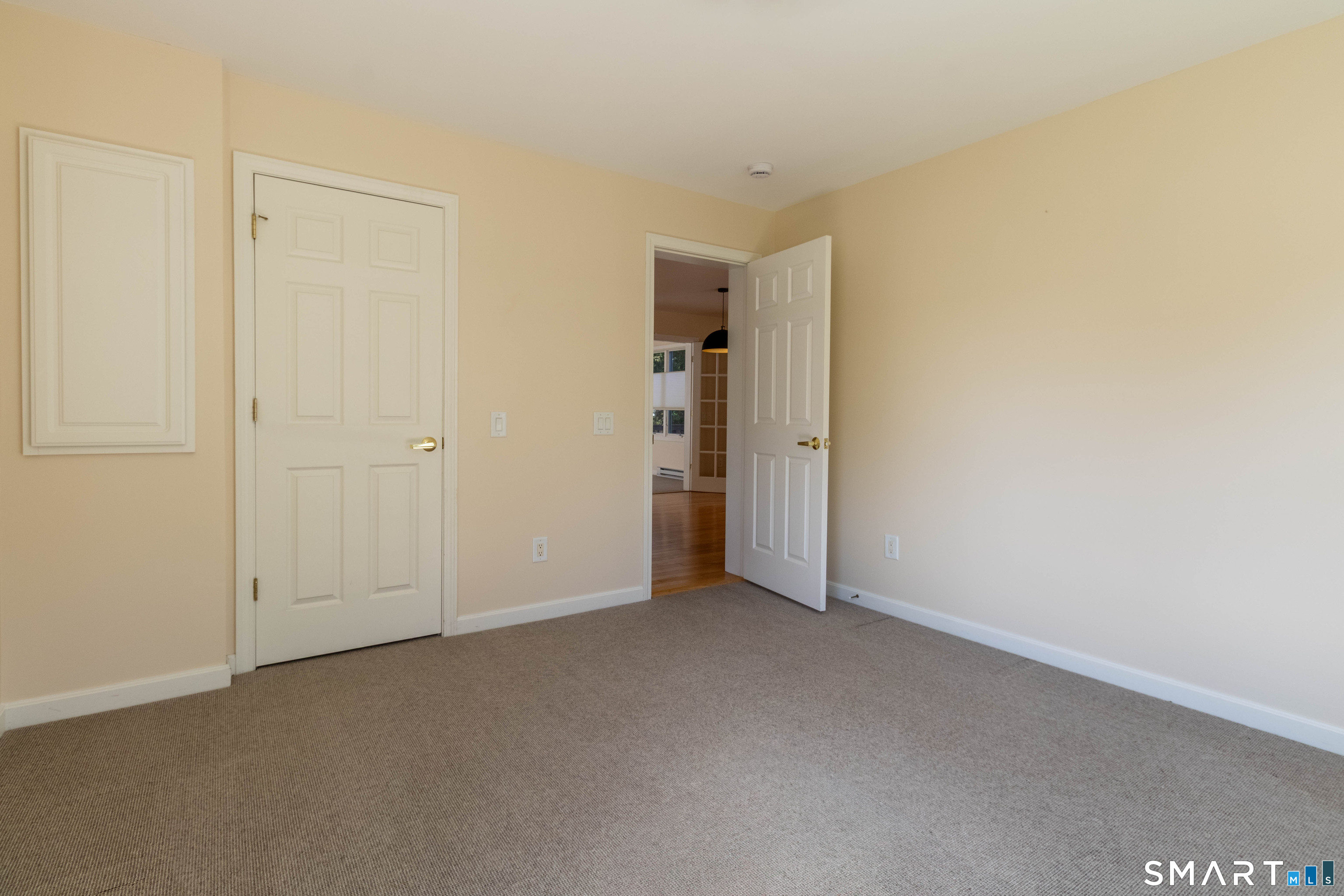 17 Wyndwood Road Montville CT 06382