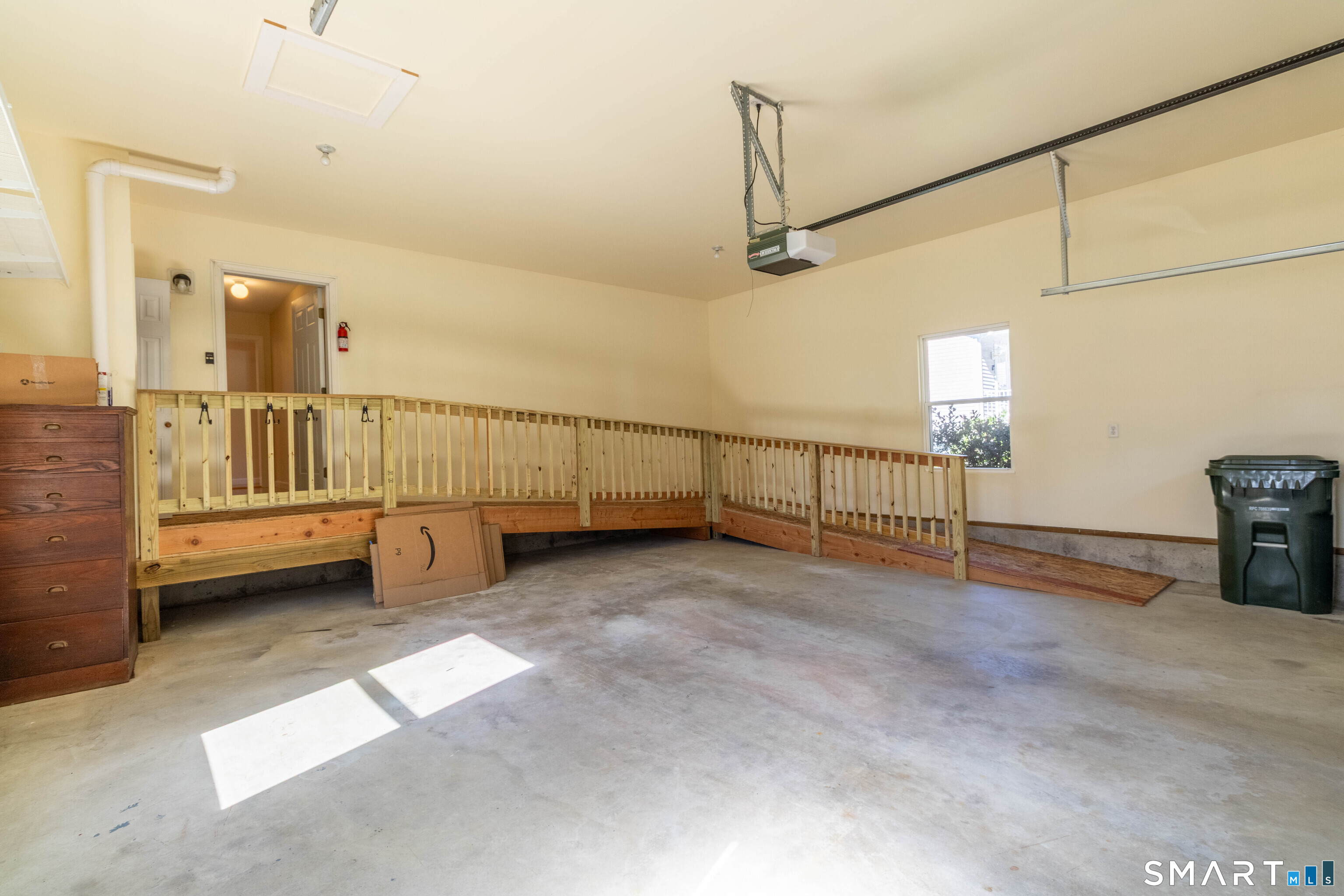 17 Wyndwood Road Montville CT 06382