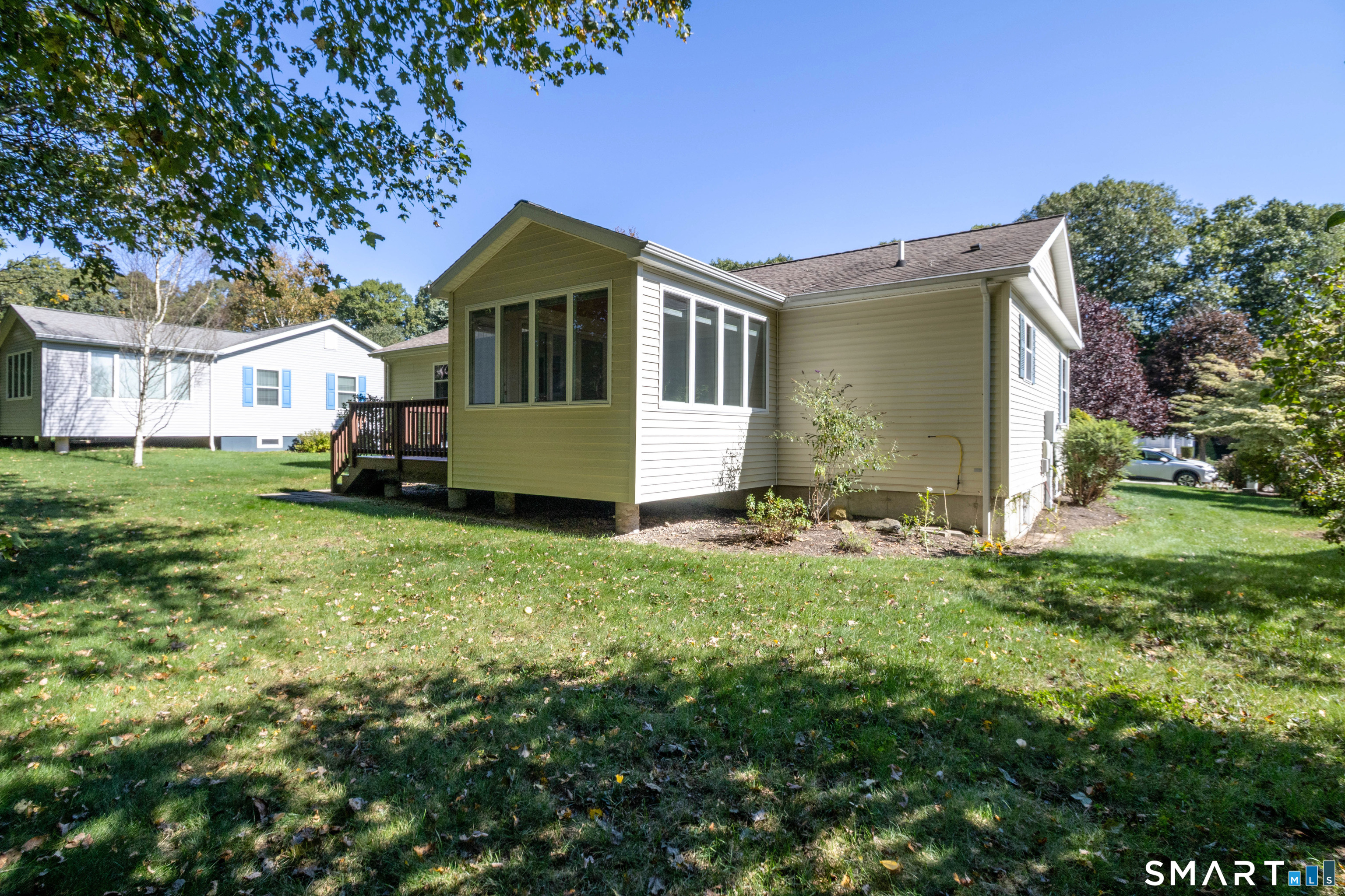 17 Wyndwood Road Montville CT 06382