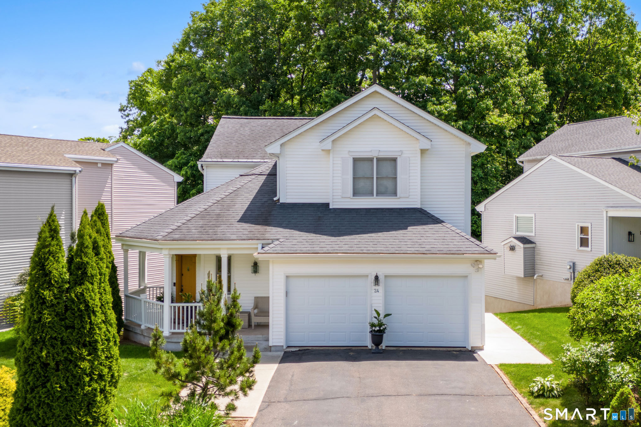 24 Pepper Bush Lane Newington CT 06111
