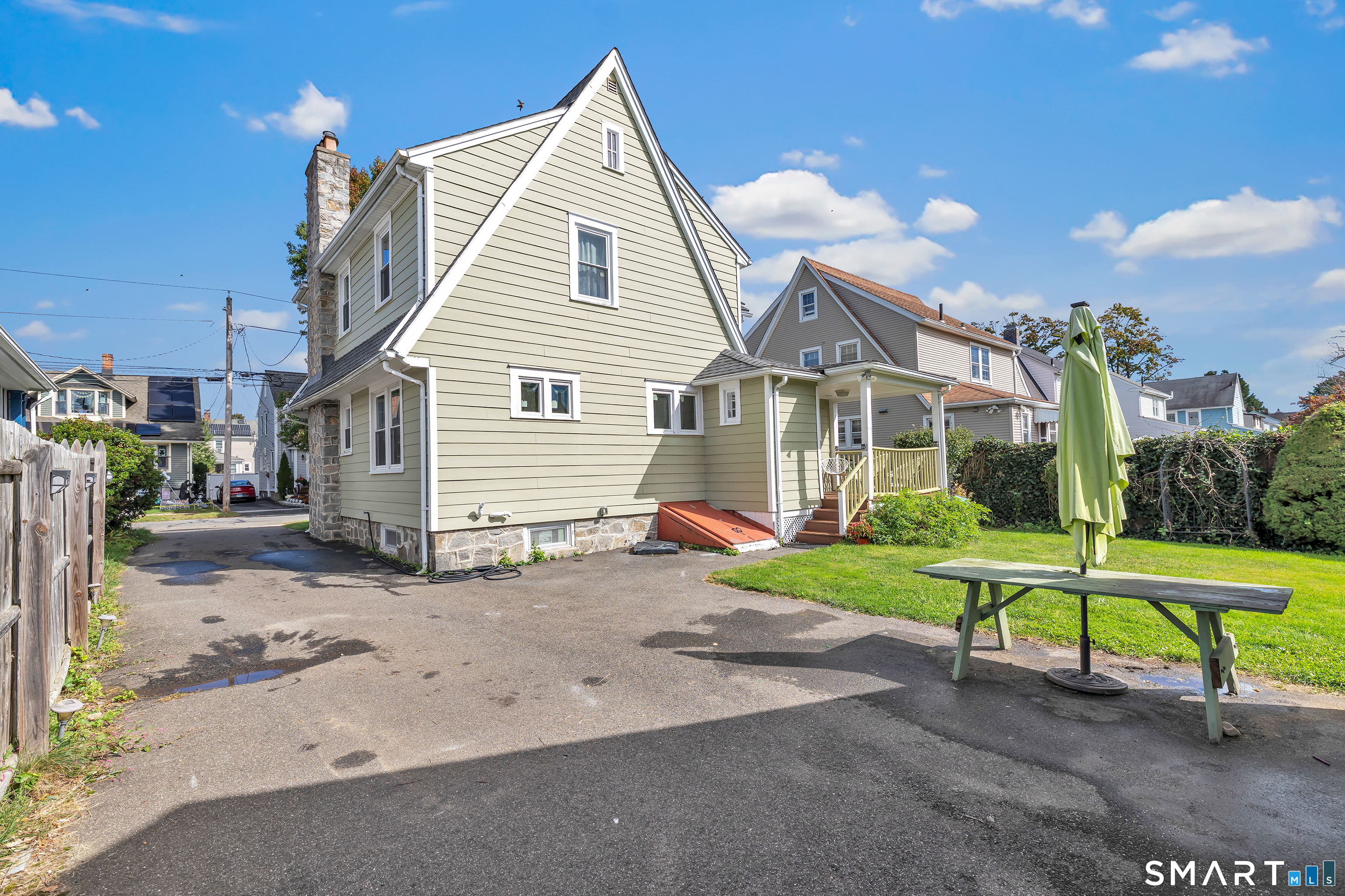 555 Windsor Avenue Stratford CT 06615