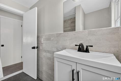 52 Barbonsel Road East Hartford CT 06118