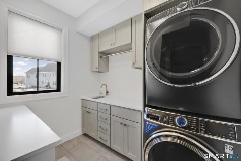 3 Garnet Lane Ellington CT 06029