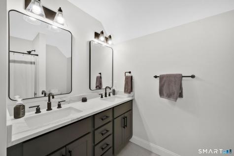 3 Garnet Lane Ellington CT 06029