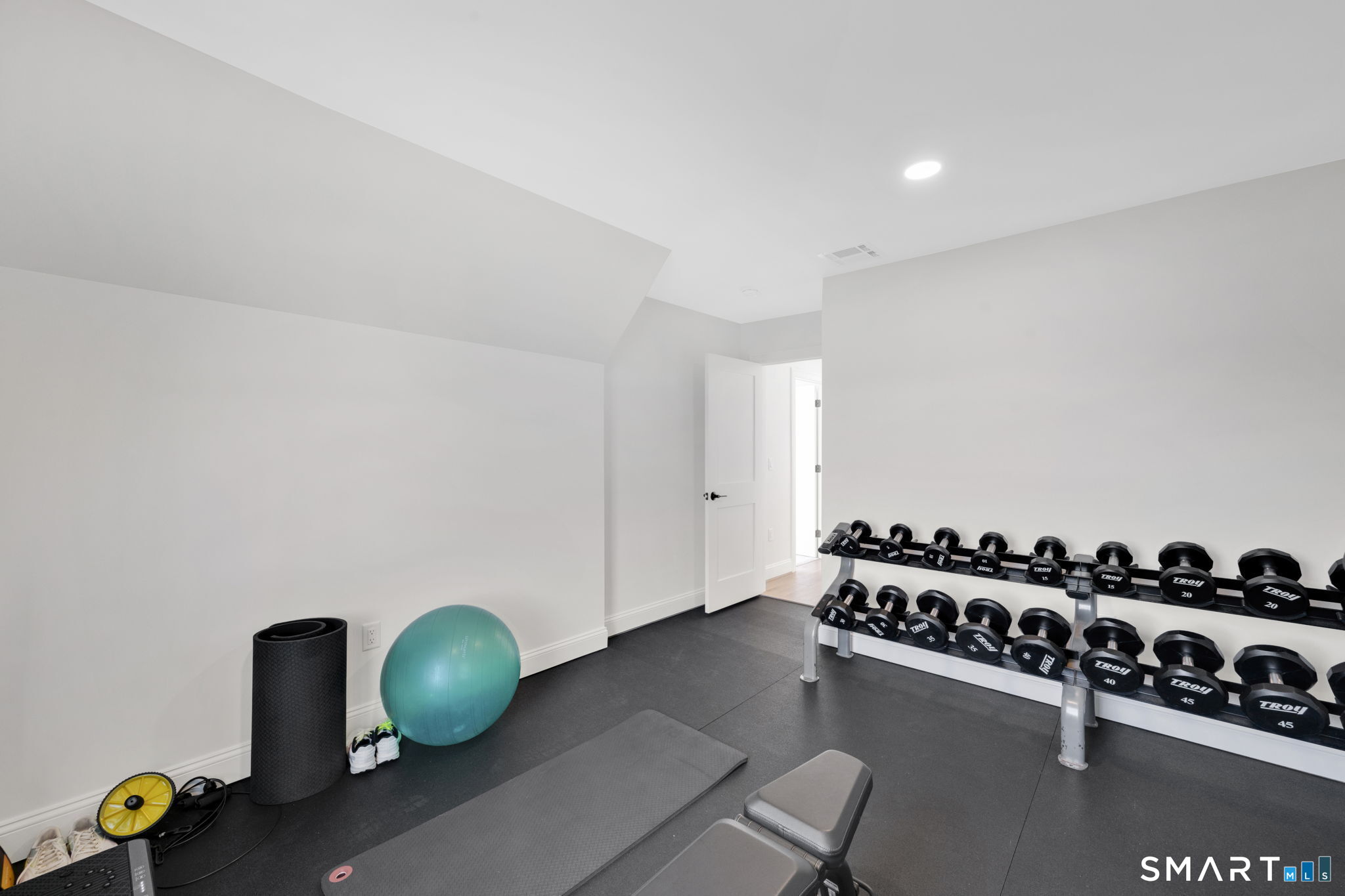 3 Garnet Lane Ellington CT 06029