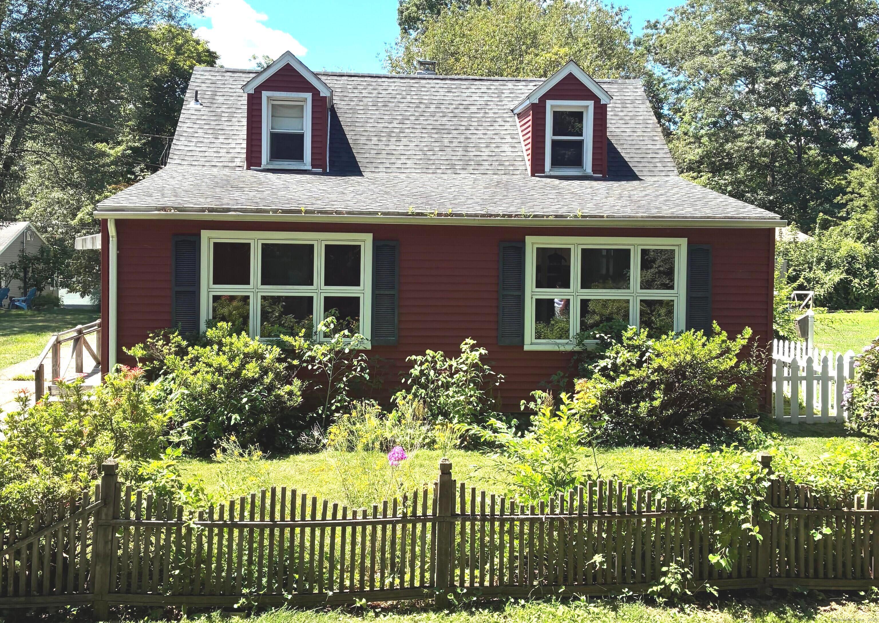20 Argonne Terrace Seymour CT 06483