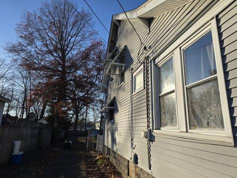 55 Hanmer Street East Hartford CT 06114