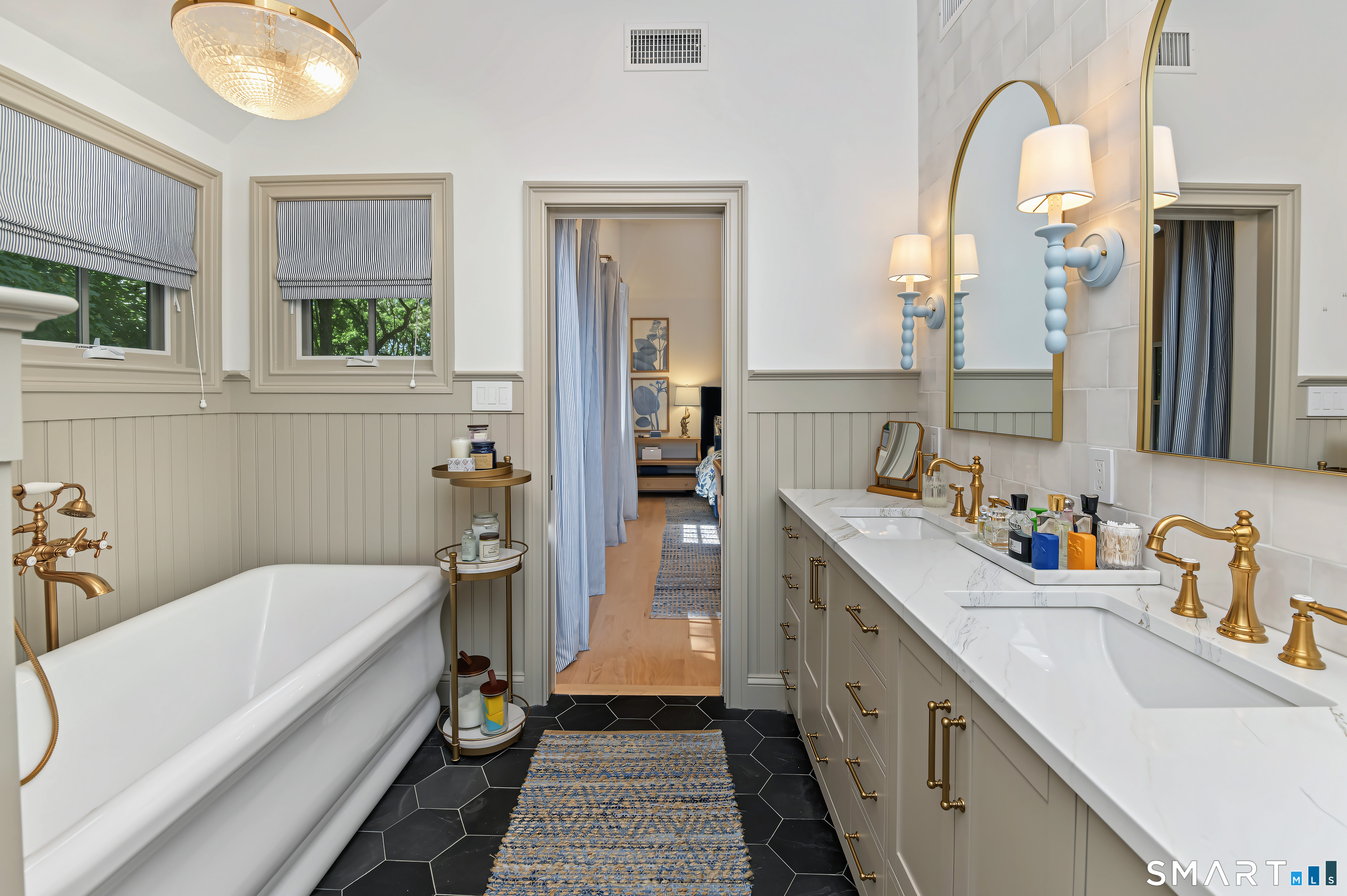 20 Strawberry Ridge Road Ridgefield CT 06877