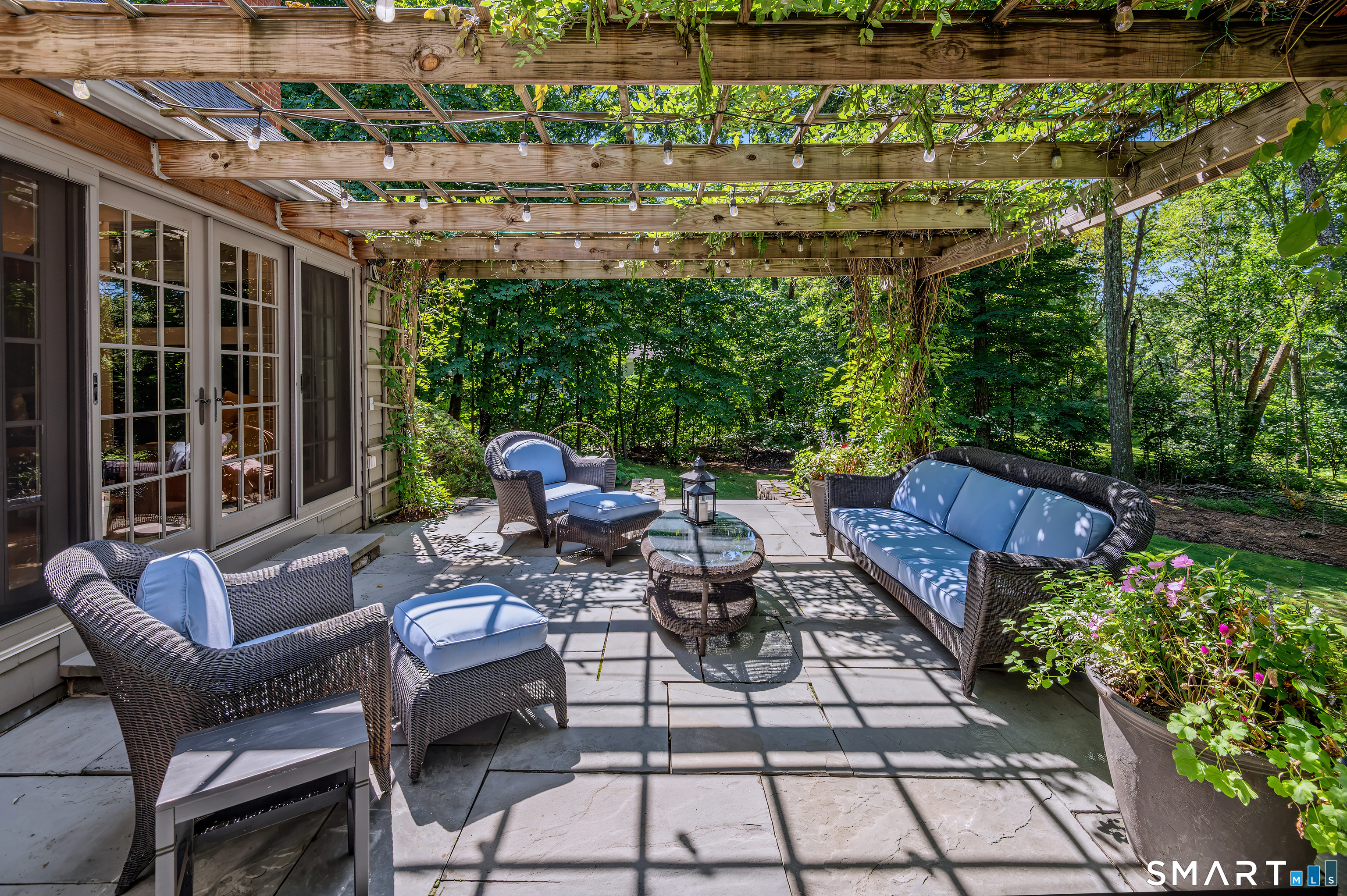 20 Strawberry Ridge Road Ridgefield CT 06877