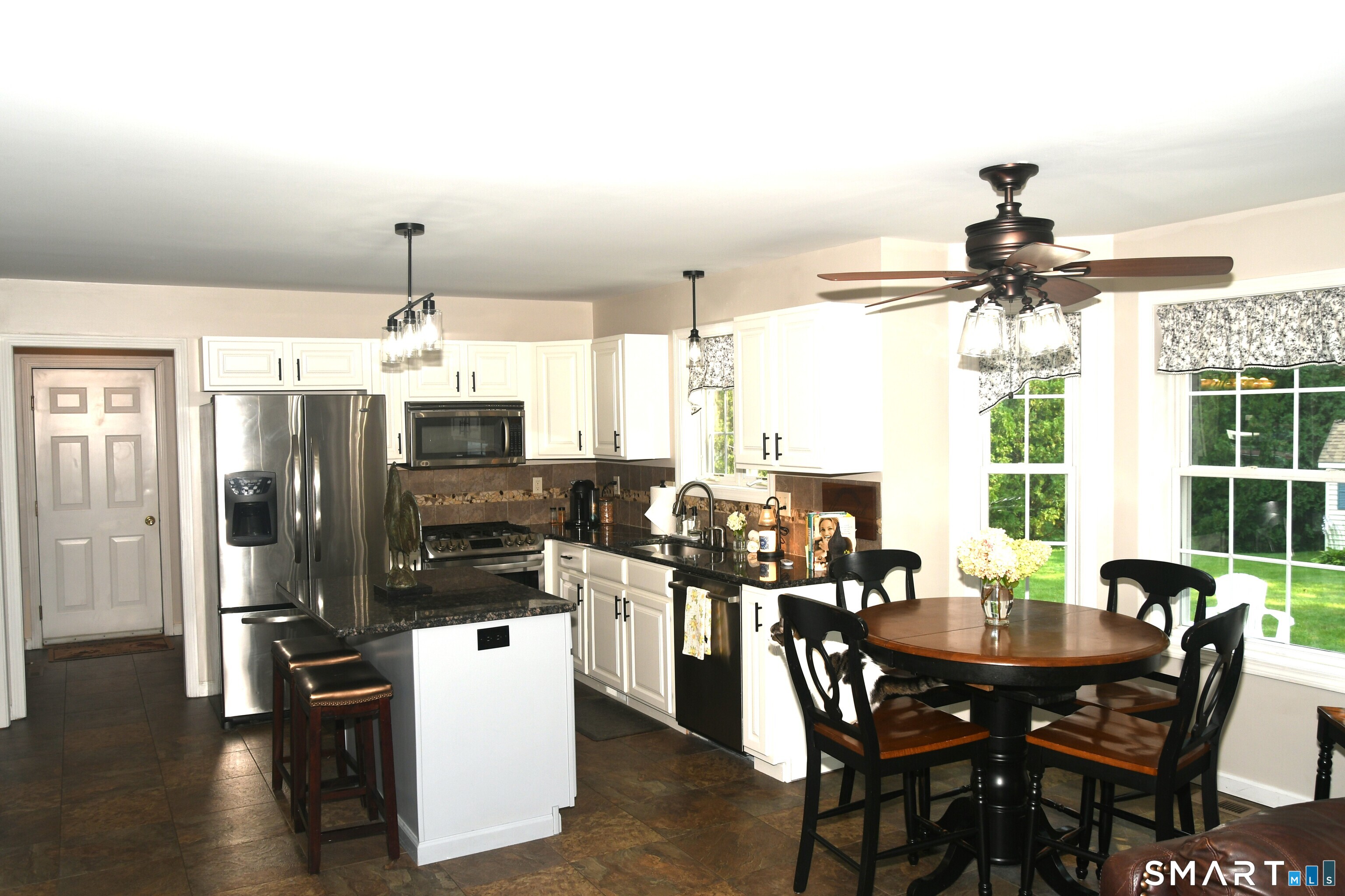 2 Clinton Lane Enfield CT 06082