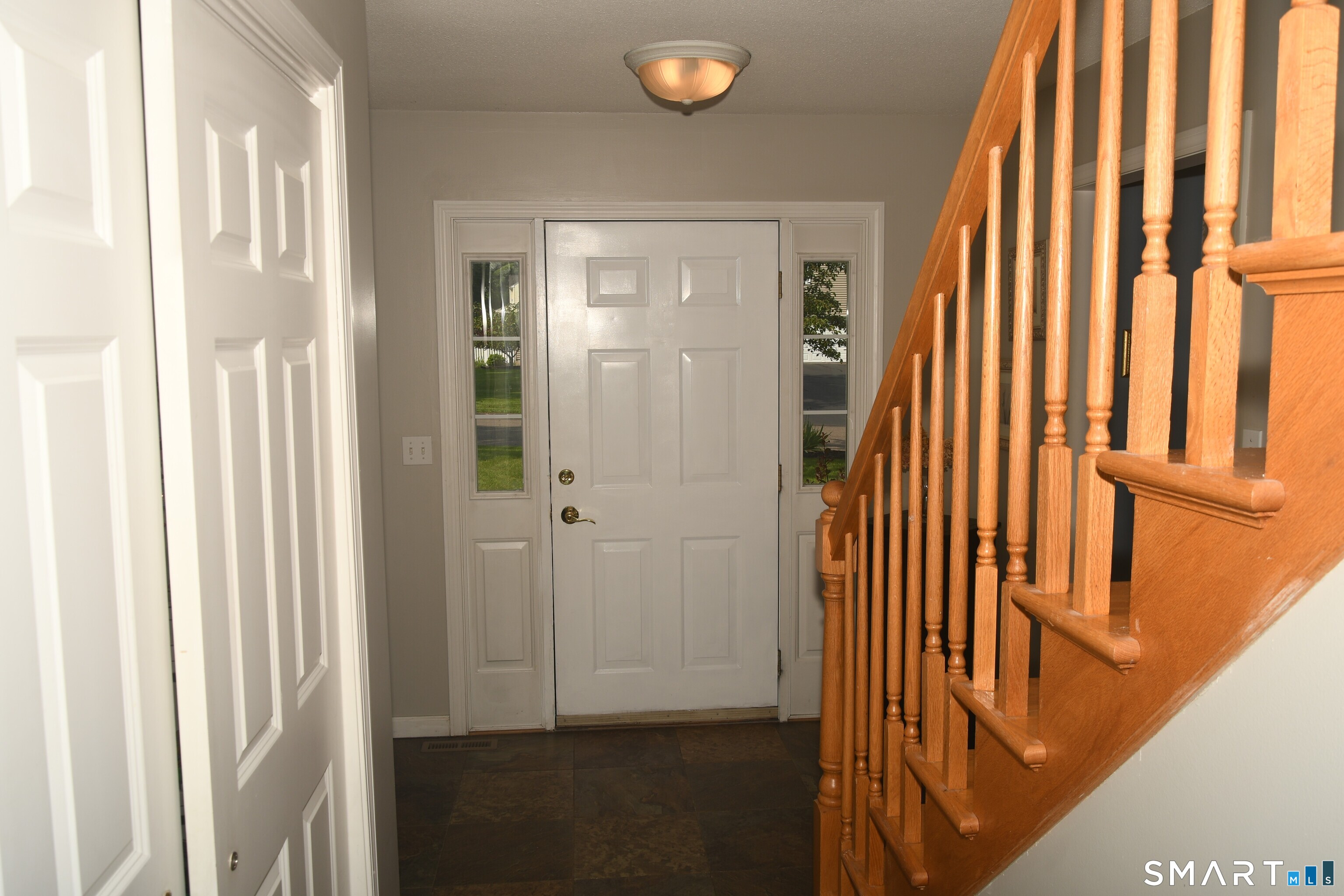2 Clinton Lane Enfield CT 06082