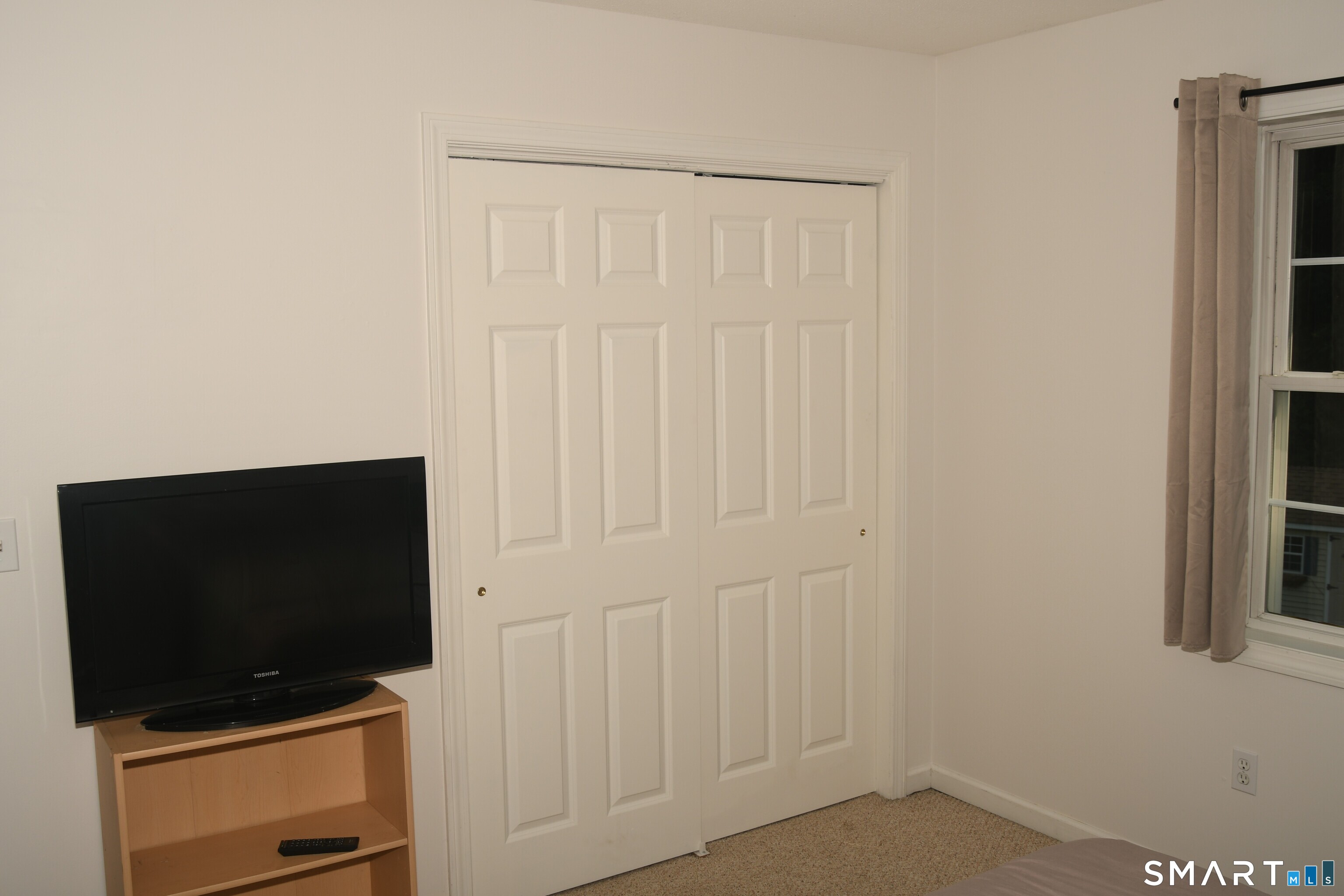 2 Clinton Lane Enfield CT 06082