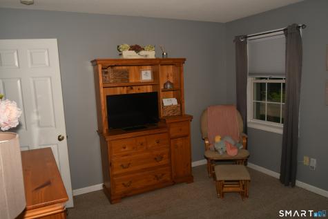 2 Clinton Lane Enfield CT 06082