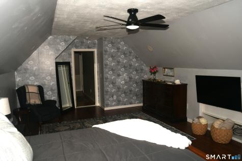 2 Clinton Lane Enfield CT 06082