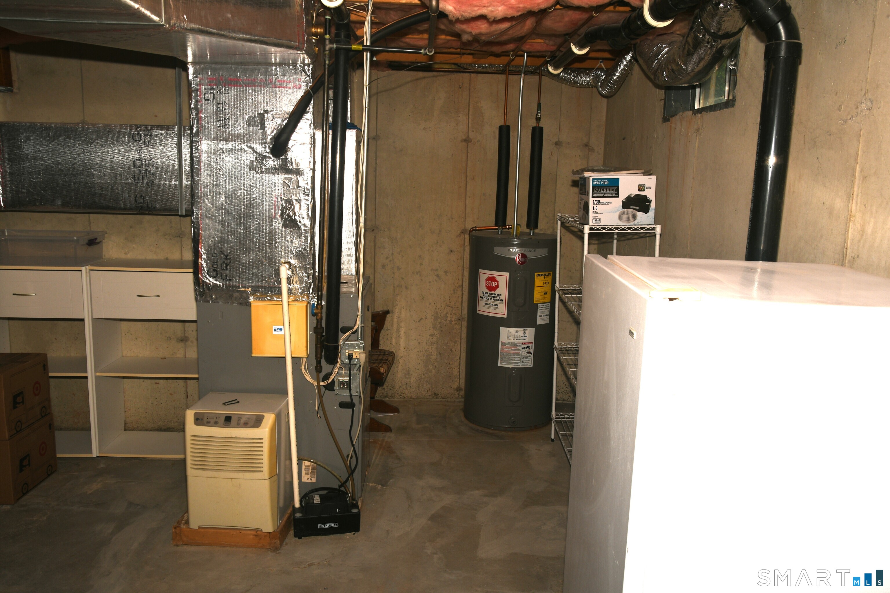 2 Clinton Lane Enfield CT 06082