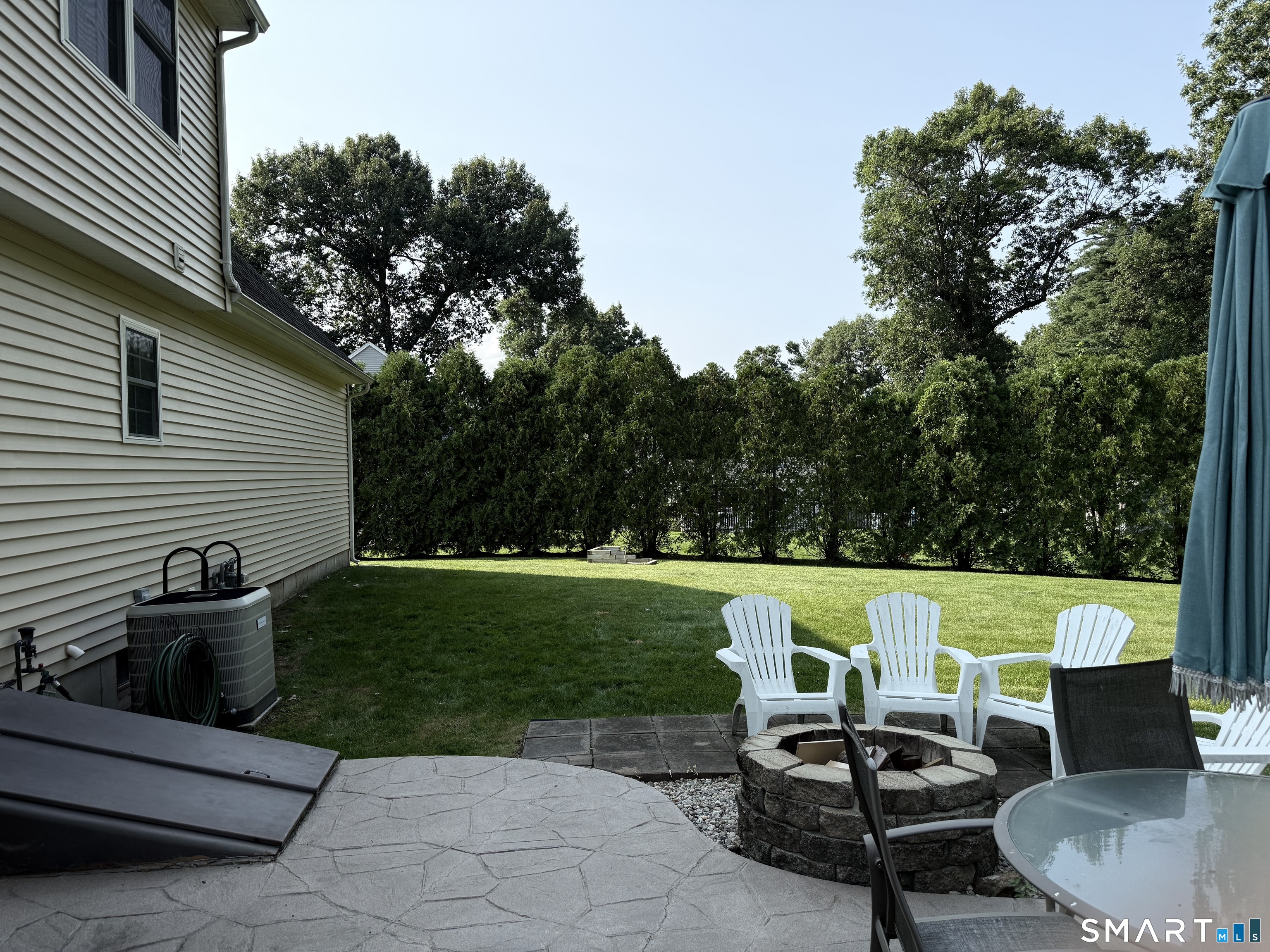 2 Clinton Lane Enfield CT 06082