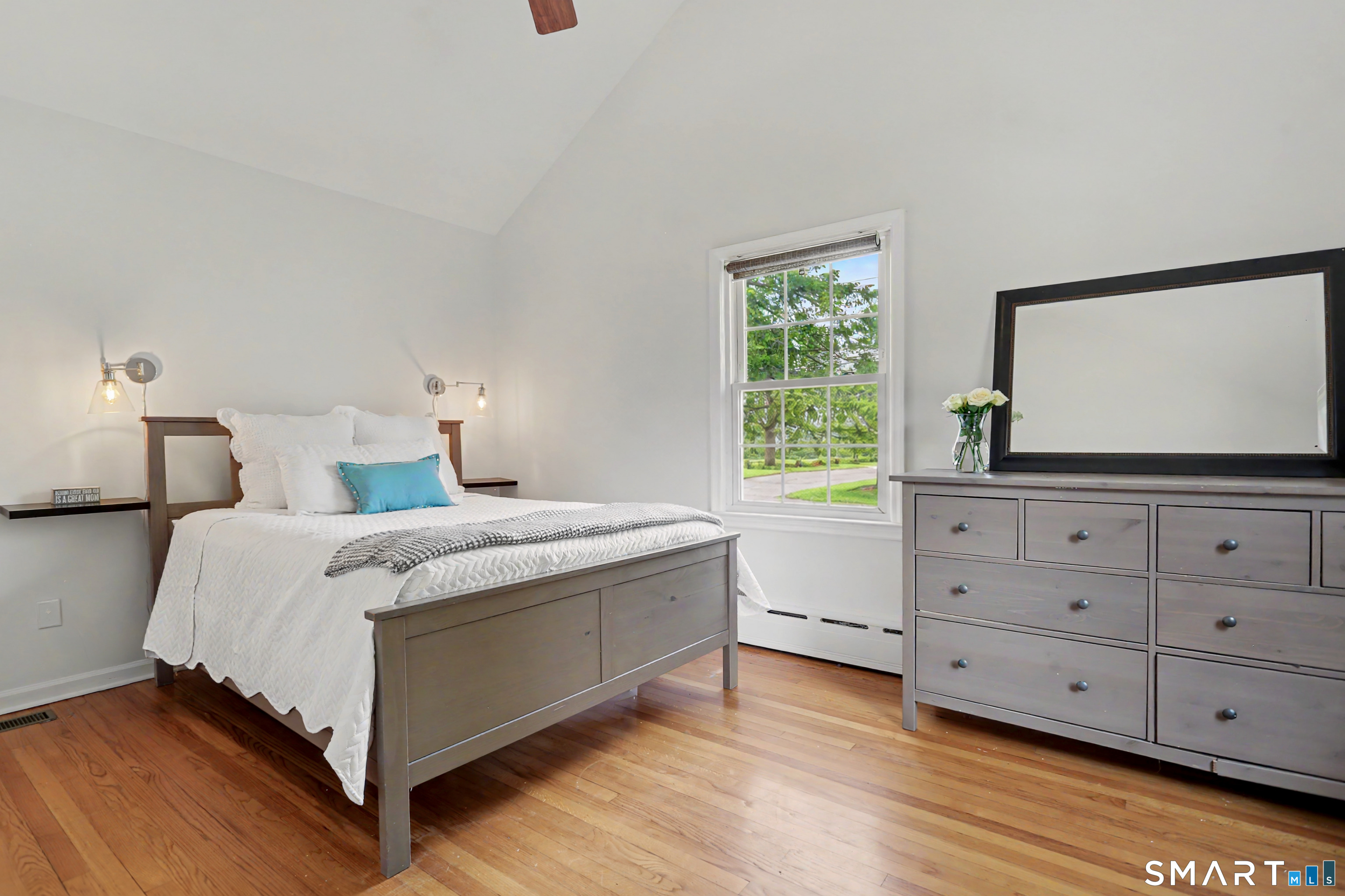 97 Ridgeview Avenue Trumbull CT 06611