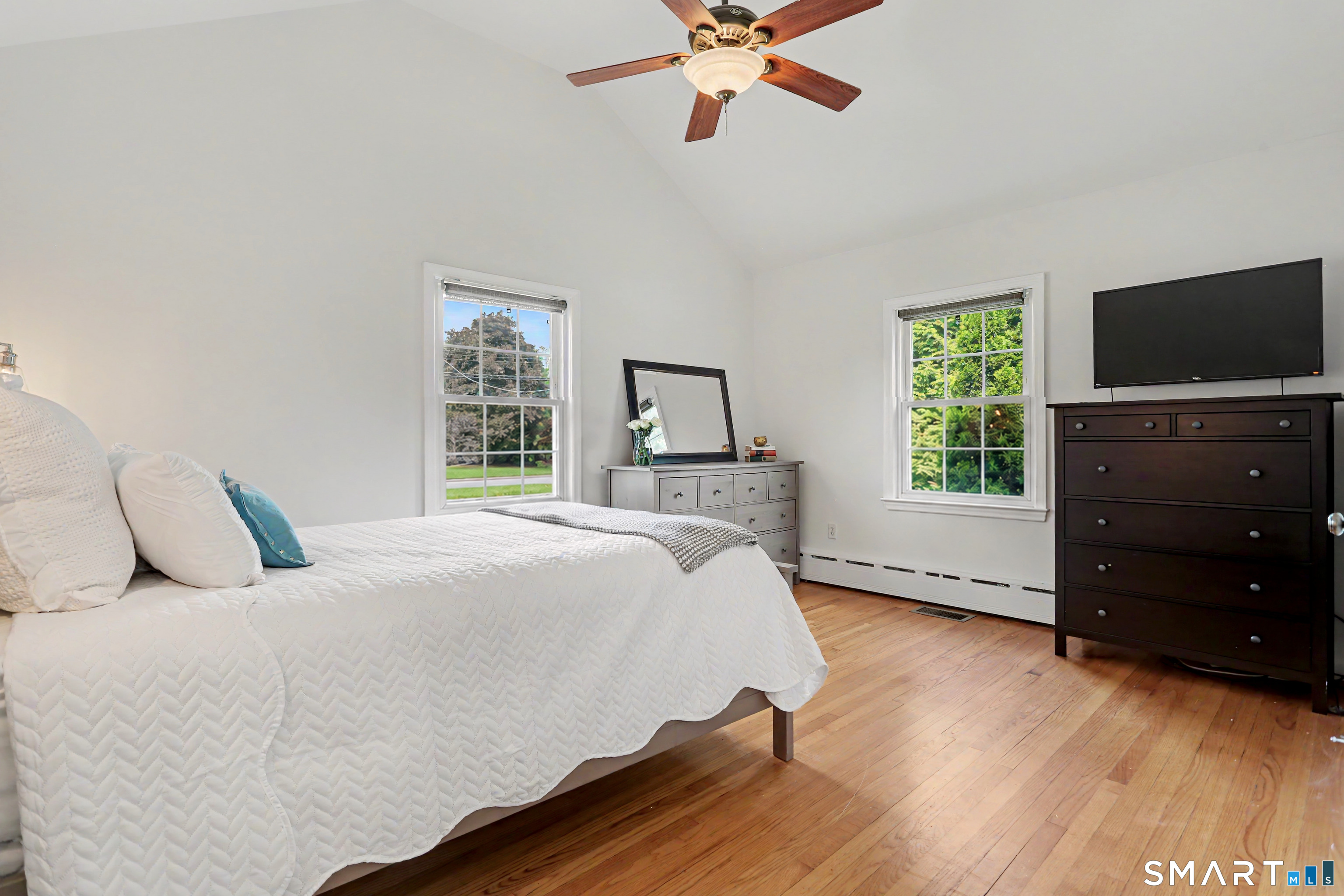 97 Ridgeview Avenue Trumbull CT 06611
