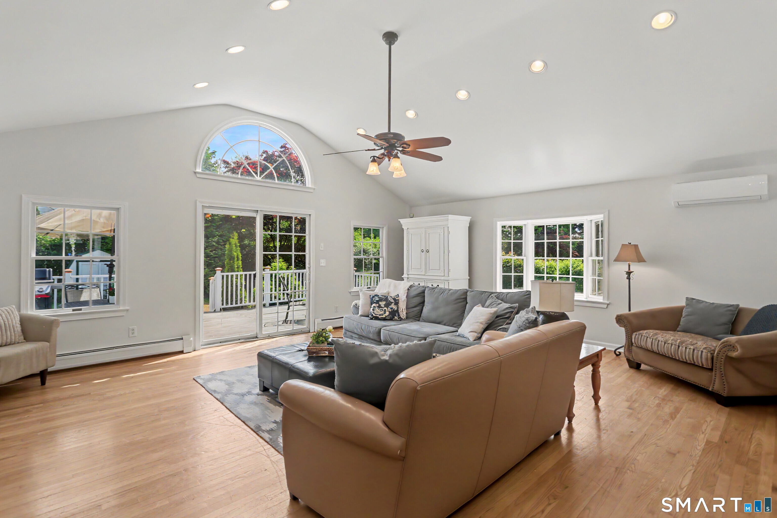 97 Ridgeview Avenue Trumbull CT 06611