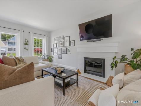38 Tarragon Drive East Hampton CT 06424