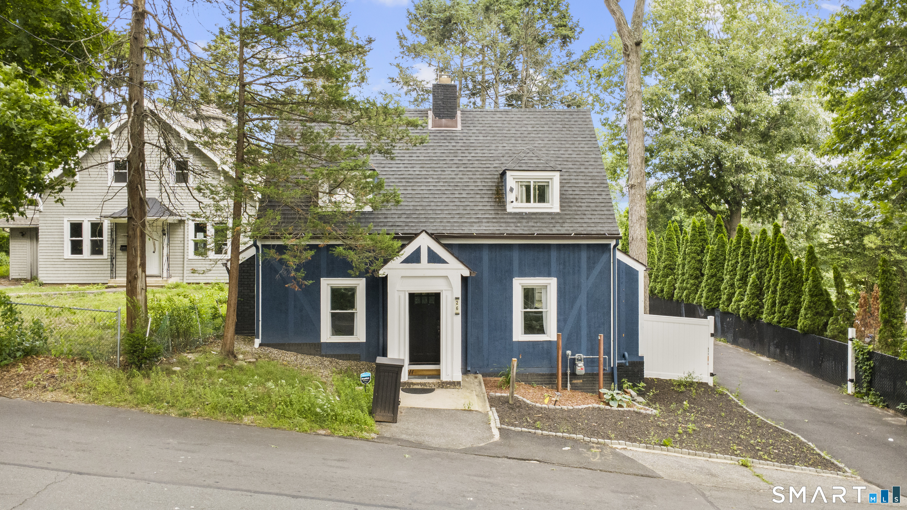 26 Trowbridge Street Waterbury CT 06710