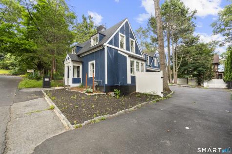 26 Trowbridge Street Waterbury CT 06710