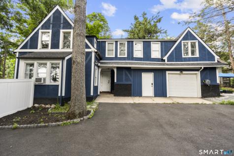 26 Trowbridge Street Waterbury CT 06710