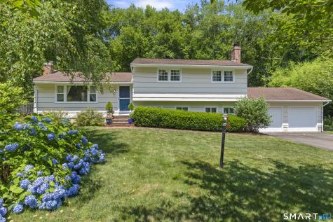 16 Tamarac Drive Madison CT 06443
