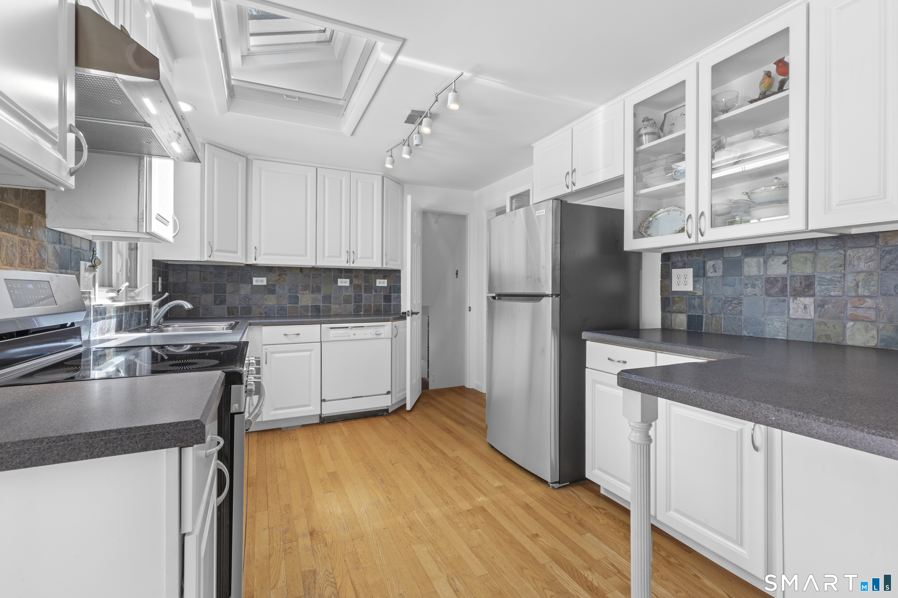 16 Tamarac Drive Madison CT 06443