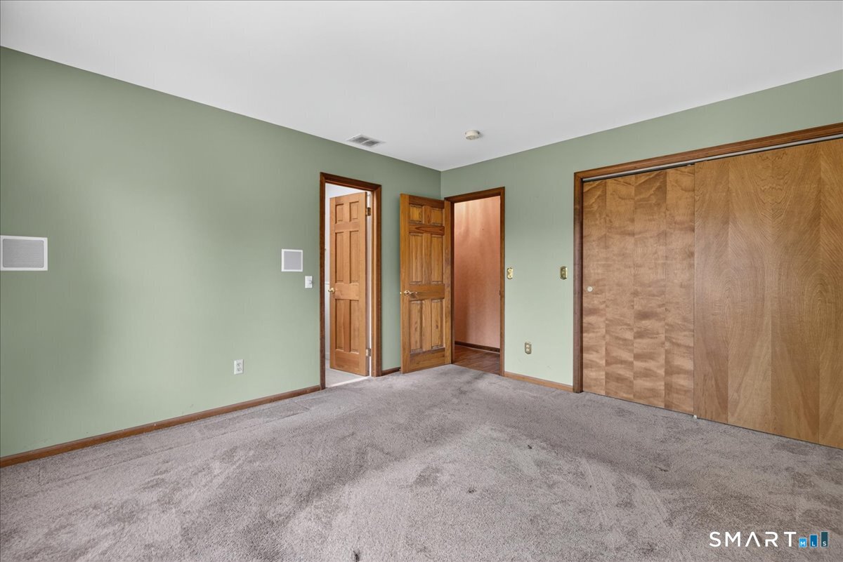 7 Oakledge Circle Norwalk CT 06854