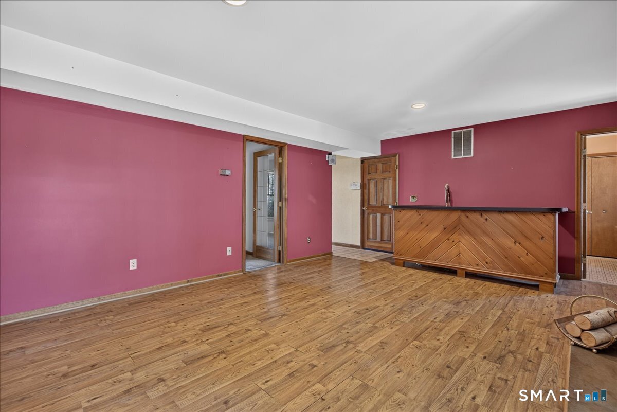 7 Oakledge Circle Norwalk CT 06854