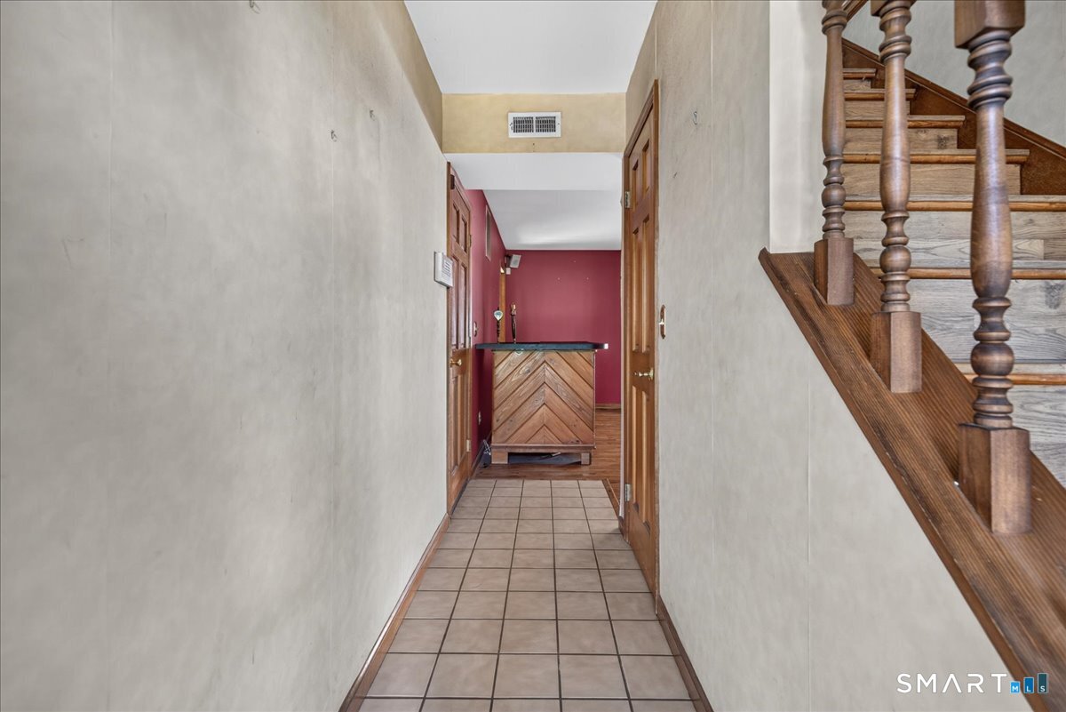 7 Oakledge Circle Norwalk CT 06854