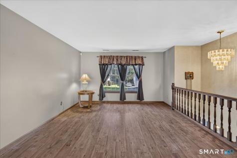 7 Oakledge Circle Norwalk CT 06854