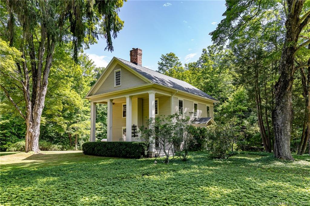 258 Tuttle Road Woodbury CT 06798