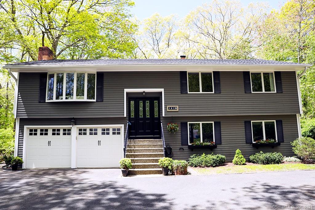 101 Richards Drive Monroe CT 06468