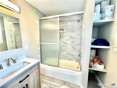 77 Simsbury Street Waterbury CT 06704